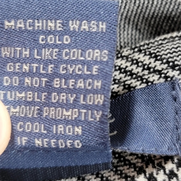 NWT VERVE Blues Check Asymmetrical Gray w/Buttons $60 Skirt Size-4 - Picture 8 of 8